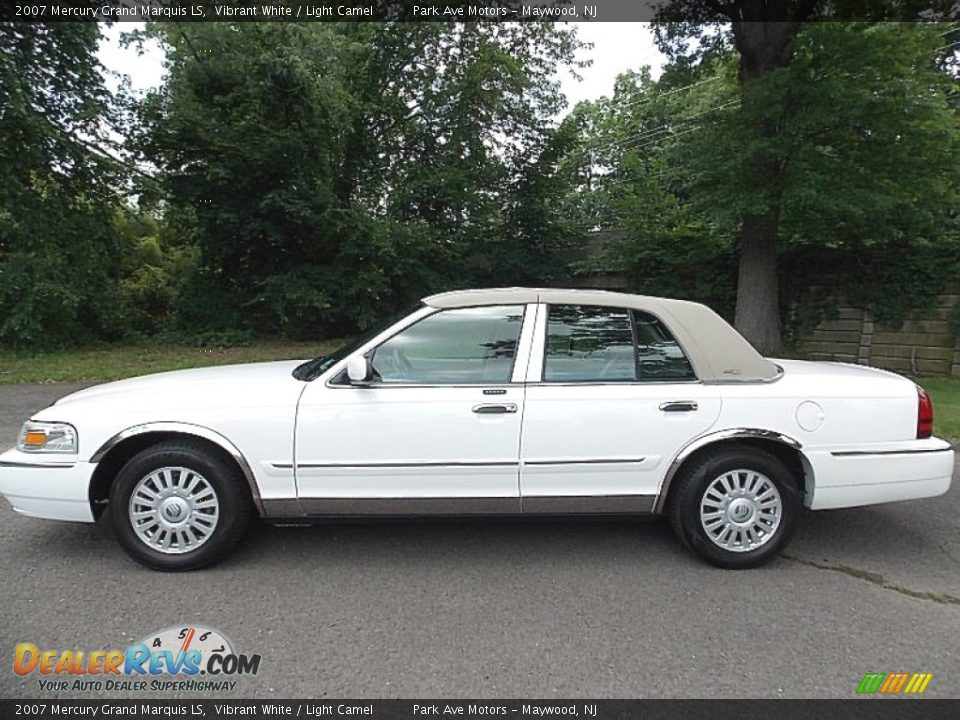 2007 Mercury Grand Marquis LS Vibrant White / Light Camel Photo #2