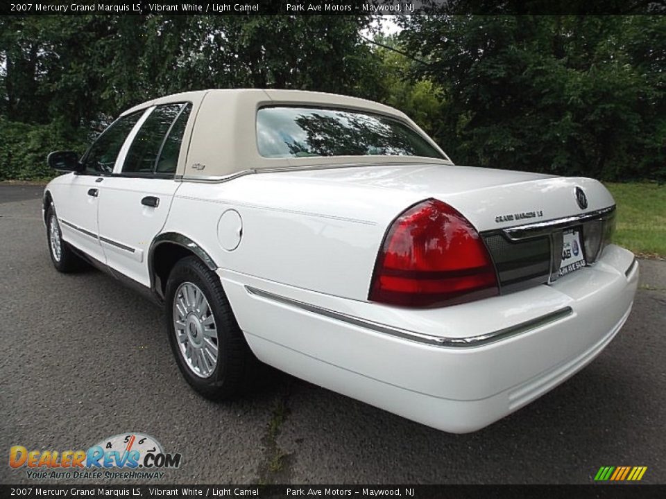 2007 Mercury Grand Marquis LS Vibrant White / Light Camel Photo #3