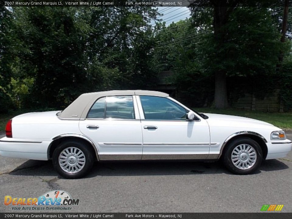 2007 Mercury Grand Marquis LS Vibrant White / Light Camel Photo #6