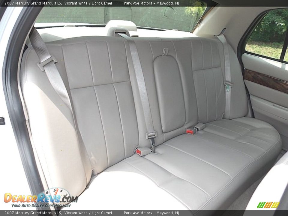 Rear Seat of 2007 Mercury Grand Marquis LS Photo #21