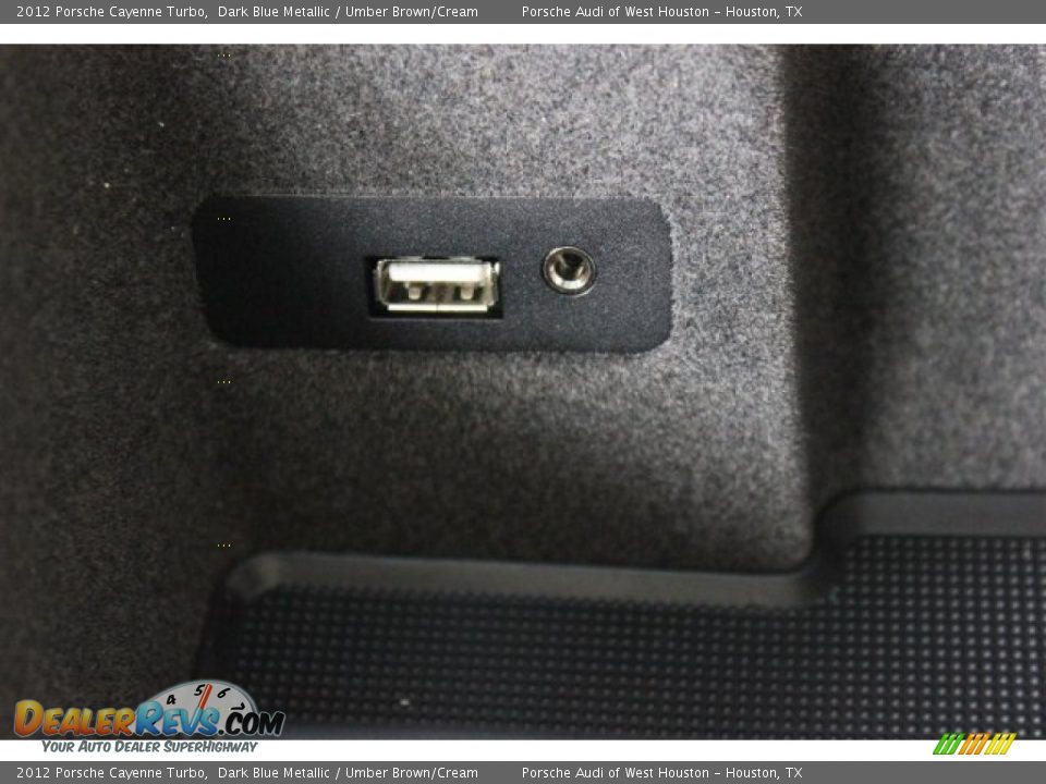 2012 Porsche Cayenne Turbo Dark Blue Metallic / Umber Brown/Cream Photo #31