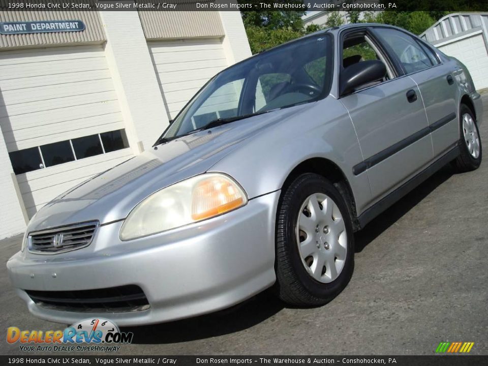 1998 Honda Civic LX Sedan Vogue Silver Metallic / Gray Photo #2