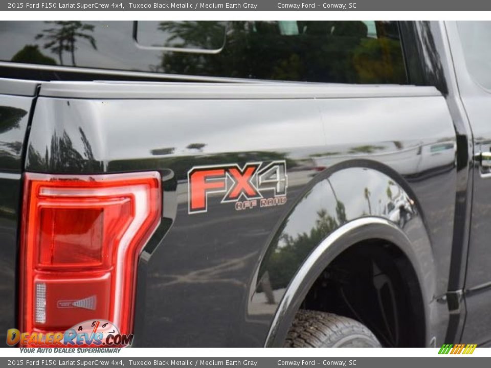 2015 Ford F150 Lariat SuperCrew 4x4 Tuxedo Black Metallic / Medium Earth Gray Photo #6