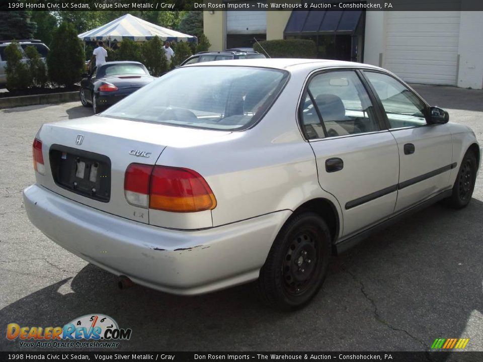 1998 Honda Civic LX Sedan Vogue Silver Metallic / Gray Photo #6