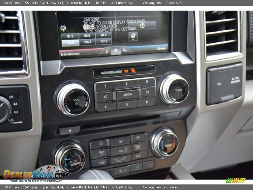 2015 Ford F150 Lariat SuperCrew 4x4 Tuxedo Black Metallic / Medium Earth Gray Photo #25