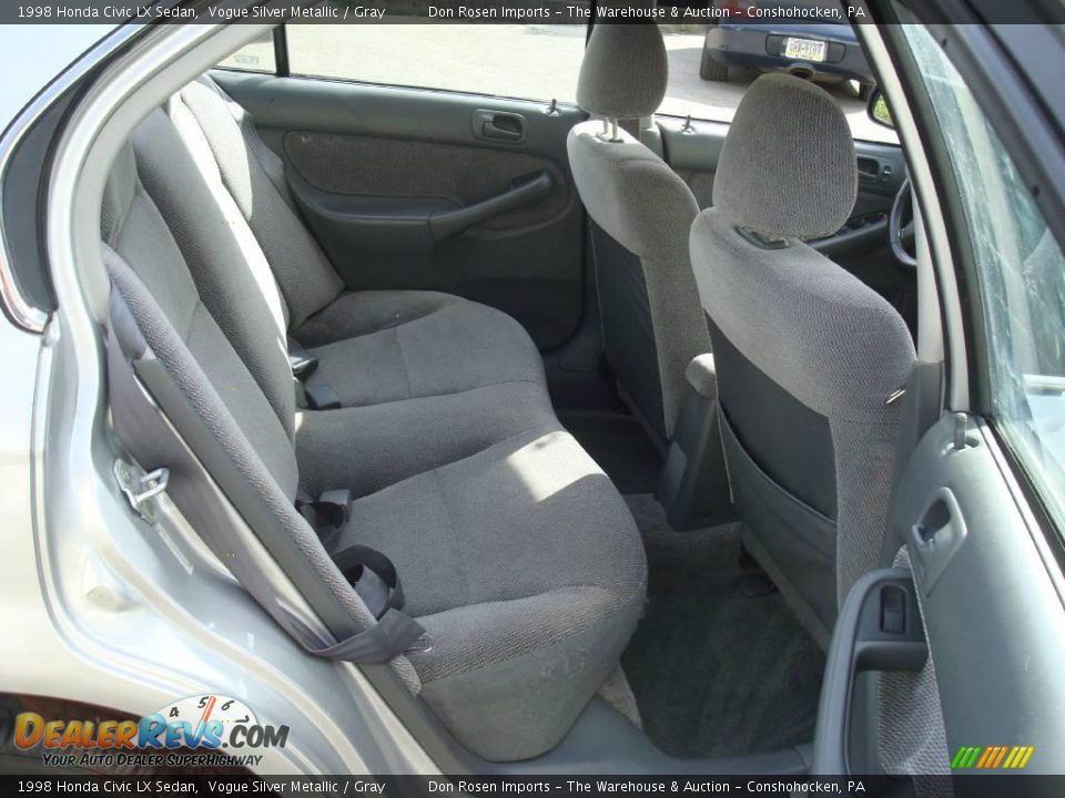 1998 Honda Civic LX Sedan Vogue Silver Metallic / Gray Photo #16