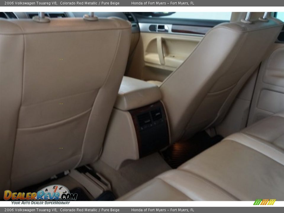 2006 Volkswagen Touareg V8 Colorado Red Metallic / Pure Beige Photo #23