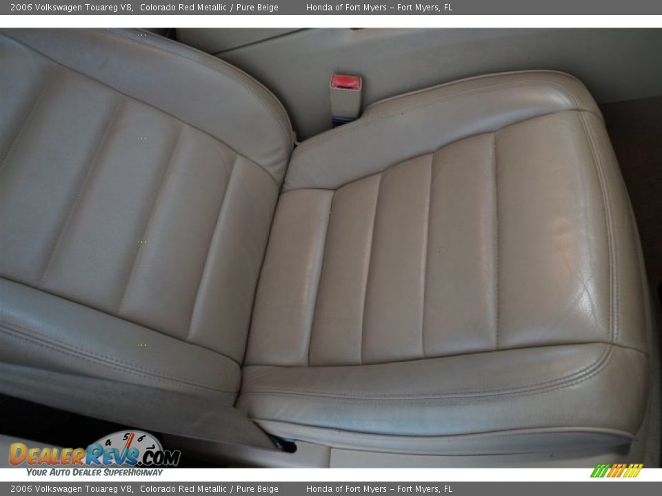 2006 Volkswagen Touareg V8 Colorado Red Metallic / Pure Beige Photo #31