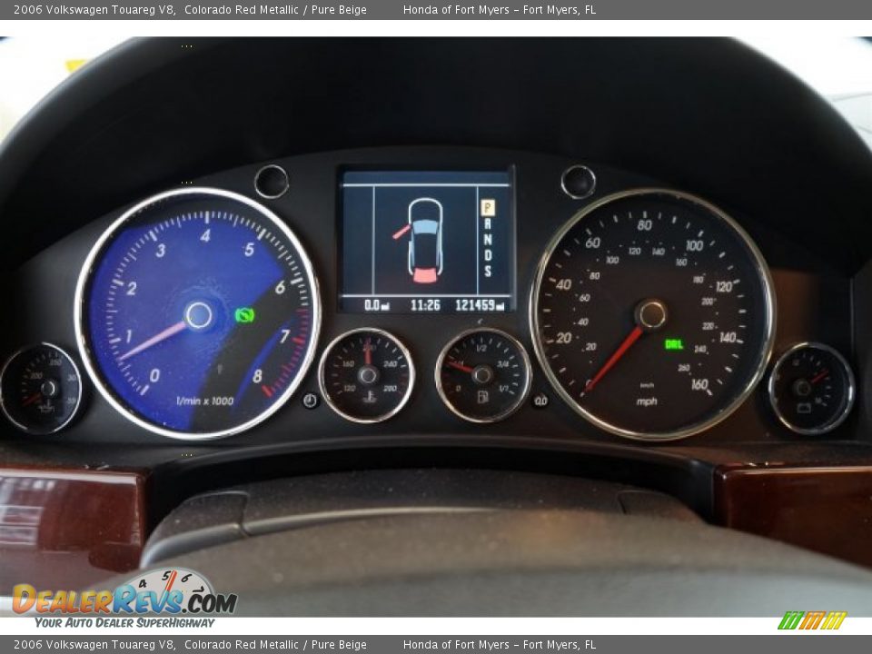 2006 Volkswagen Touareg V8 Colorado Red Metallic / Pure Beige Photo #34