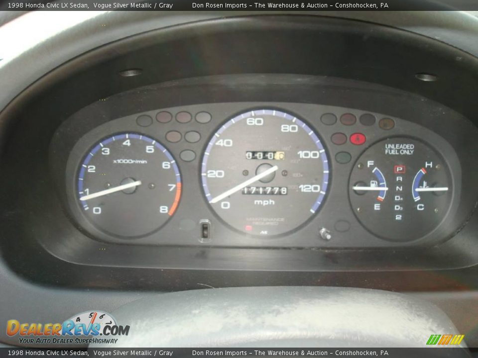 1998 Honda Civic LX Sedan Vogue Silver Metallic / Gray Photo #26