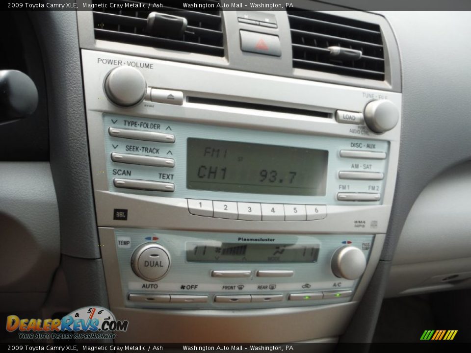 2009 Toyota Camry XLE Magnetic Gray Metallic / Ash Photo #15