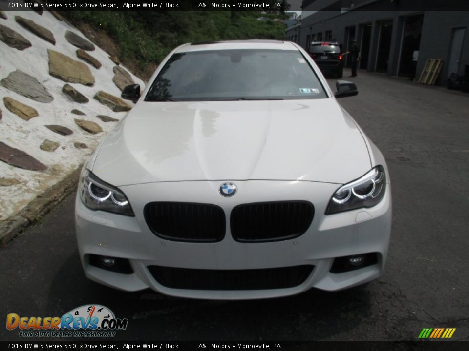 2015 BMW 5 Series 550i xDrive Sedan Alpine White / Black Photo #9