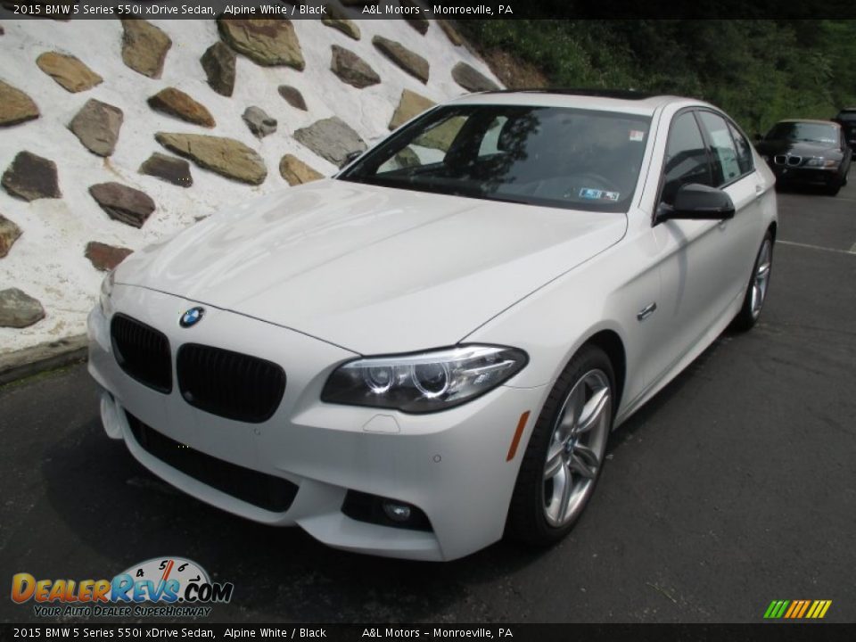 2015 BMW 5 Series 550i xDrive Sedan Alpine White / Black Photo #10