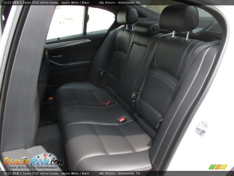 2015 BMW 5 Series 550i xDrive Sedan Alpine White / Black Photo #14