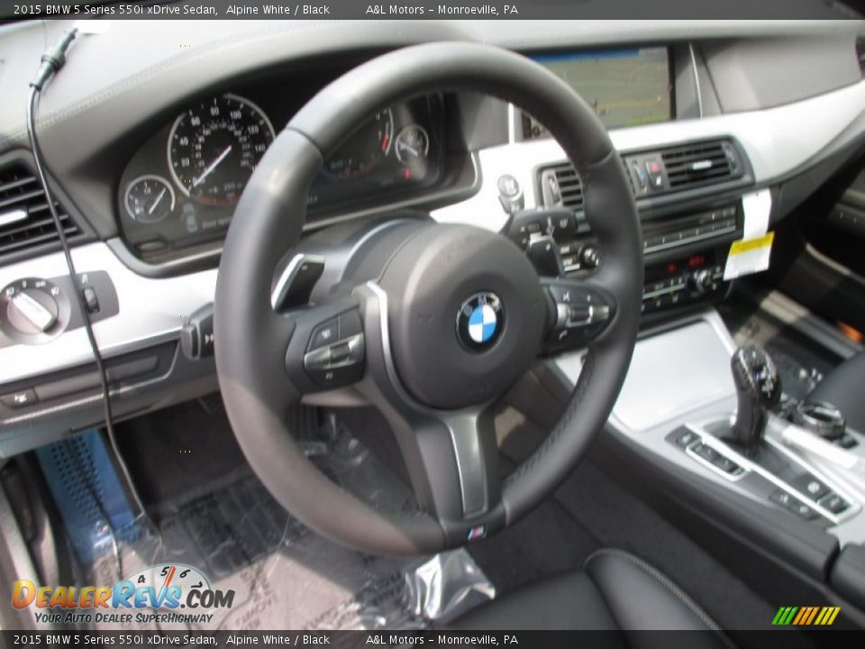 2015 BMW 5 Series 550i xDrive Sedan Alpine White / Black Photo #15