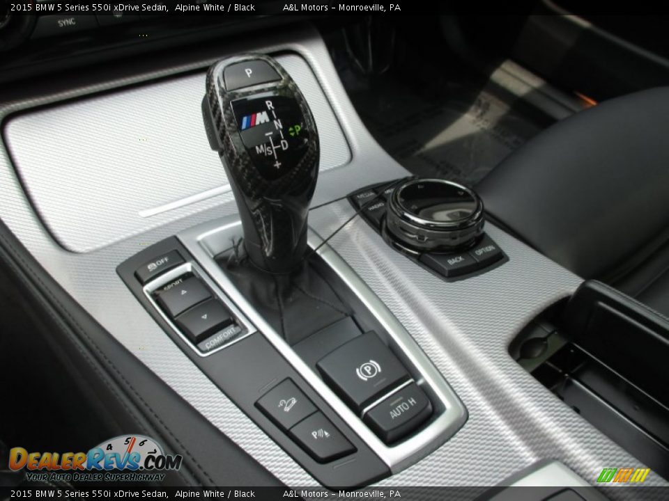 2015 BMW 5 Series 550i xDrive Sedan Alpine White / Black Photo #17