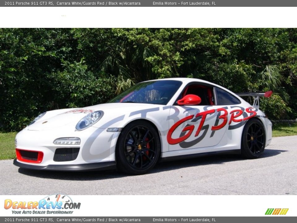 Front 3/4 View of 2011 Porsche 911 GT3 RS Photo #1