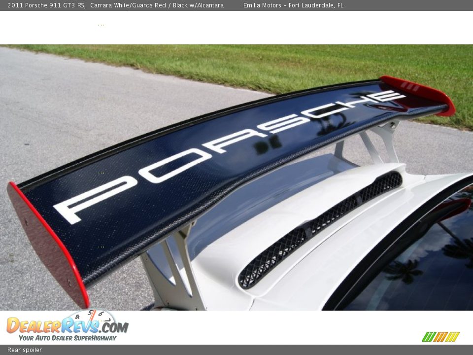 Rear spoiler - 2011 Porsche 911