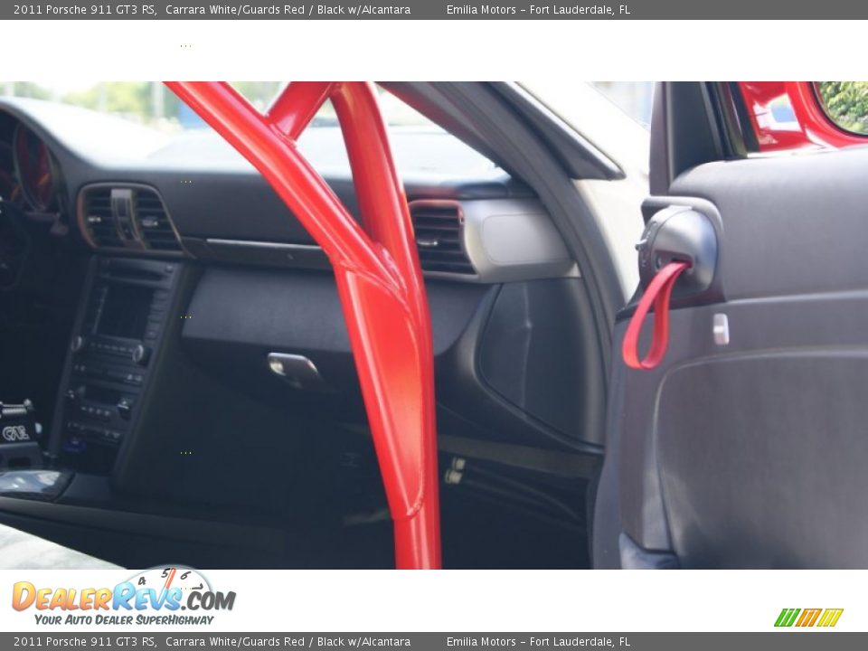 2011 Porsche 911 GT3 RS Carrara White/Guards Red / Black w/Alcantara Photo #40