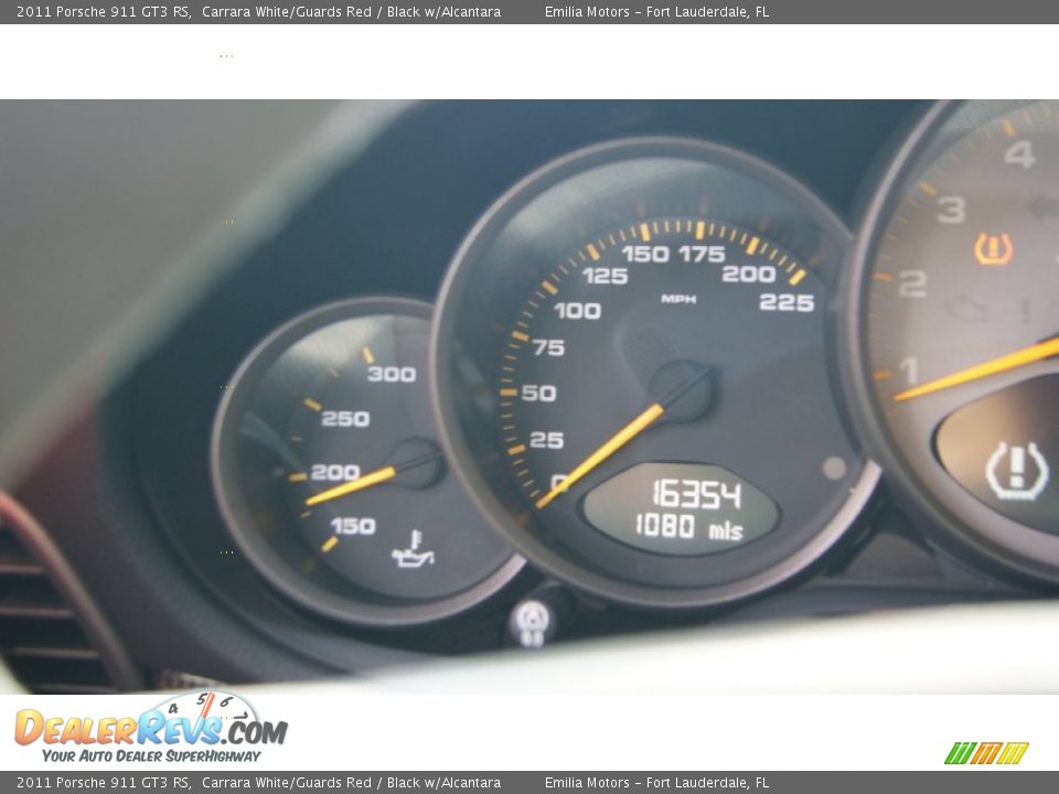 2011 Porsche 911 GT3 RS Carrara White/Guards Red / Black w/Alcantara Photo #63