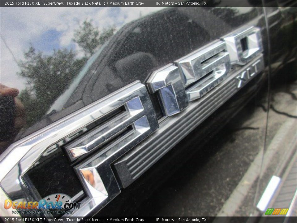 2015 Ford F150 XLT SuperCrew Tuxedo Black Metallic / Medium Earth Gray Photo #3