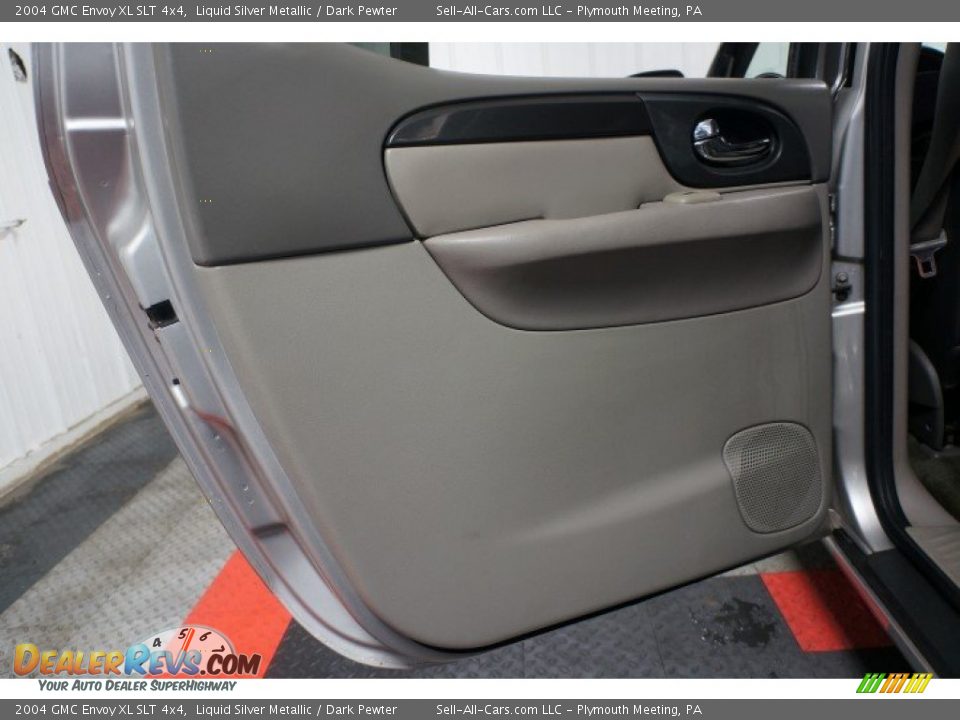 2004 GMC Envoy XL SLT 4x4 Liquid Silver Metallic / Dark Pewter Photo #15