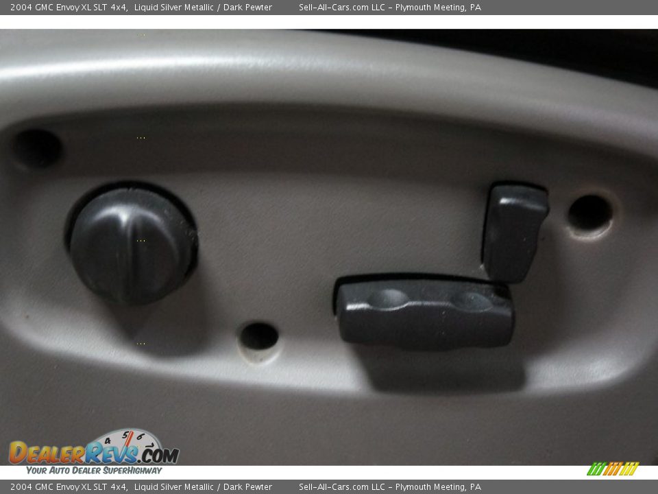 2004 GMC Envoy XL SLT 4x4 Liquid Silver Metallic / Dark Pewter Photo #21