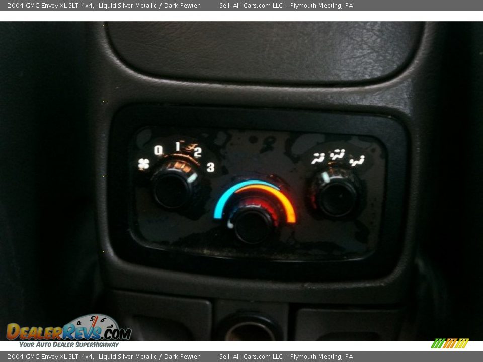 2004 GMC Envoy XL SLT 4x4 Liquid Silver Metallic / Dark Pewter Photo #24