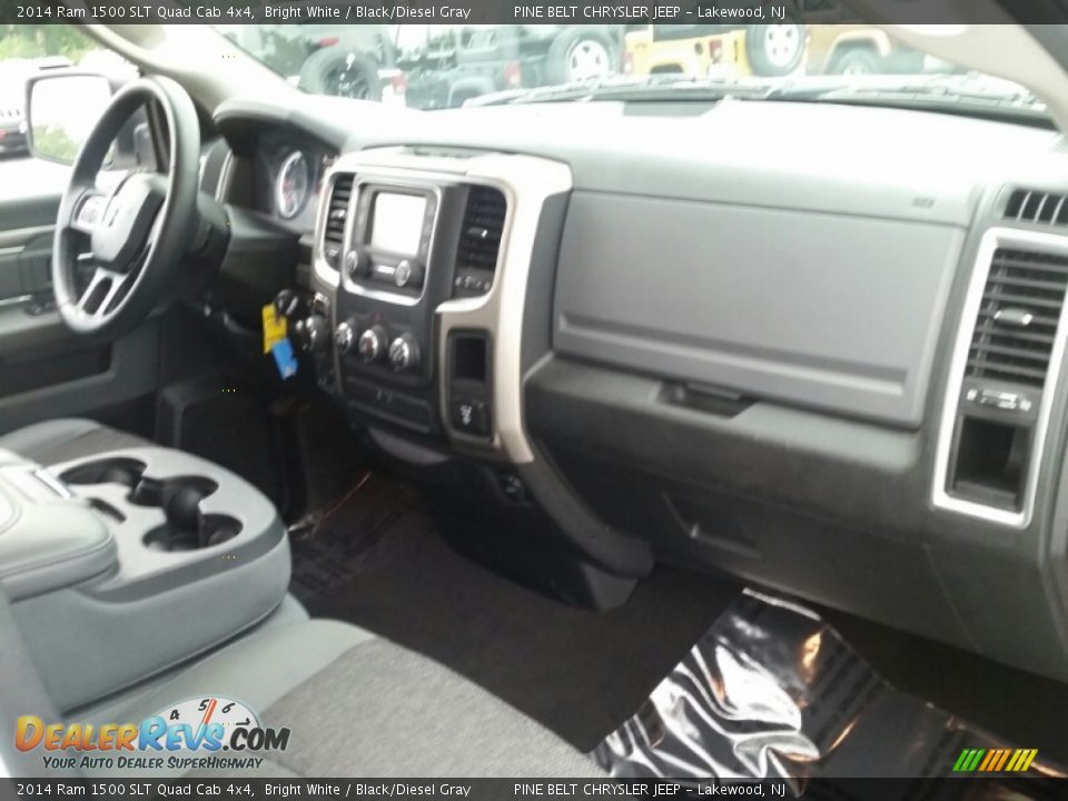 2014 Ram 1500 SLT Quad Cab 4x4 Bright White / Black/Diesel Gray Photo #7