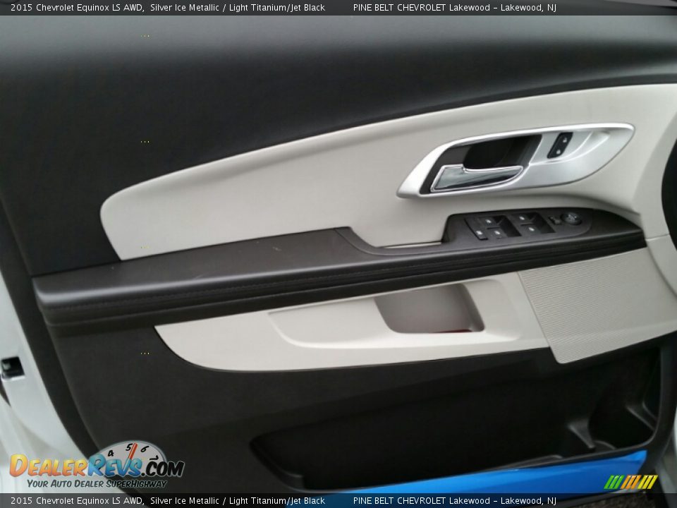 2015 Chevrolet Equinox LS AWD Silver Ice Metallic / Light Titanium/Jet Black Photo #8