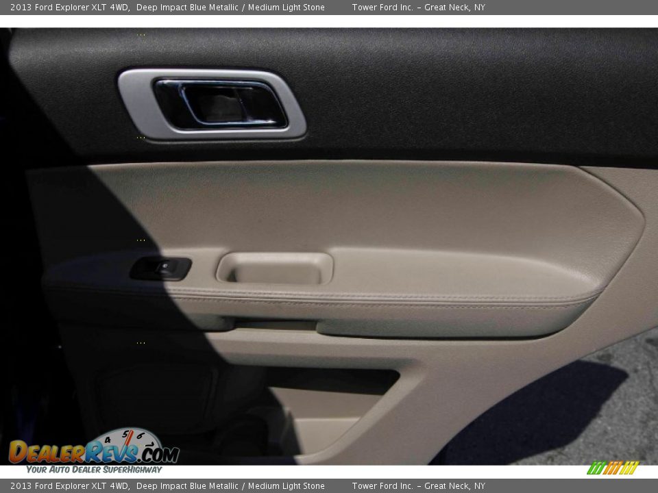2013 Ford Explorer XLT 4WD Deep Impact Blue Metallic / Medium Light Stone Photo #33