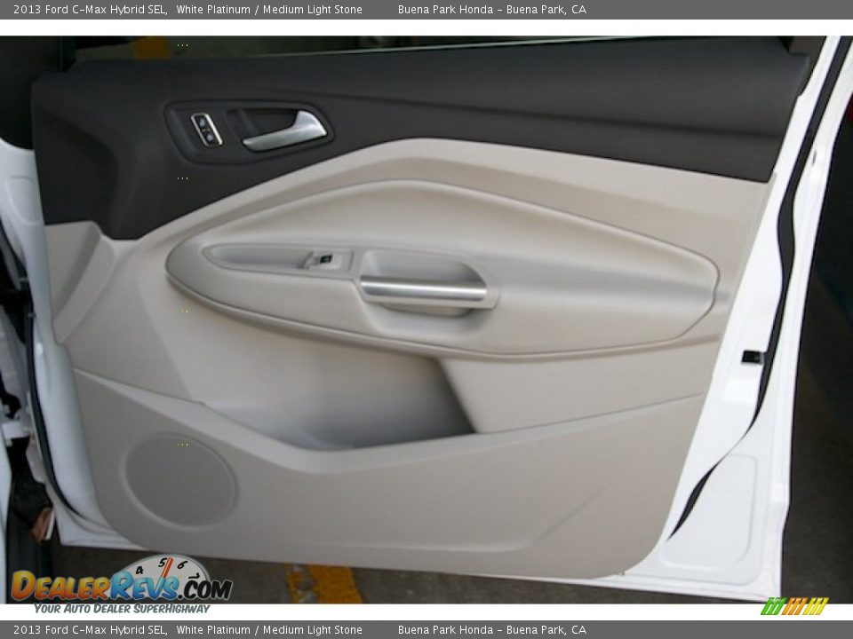 2013 Ford C-Max Hybrid SEL White Platinum / Medium Light Stone Photo #28