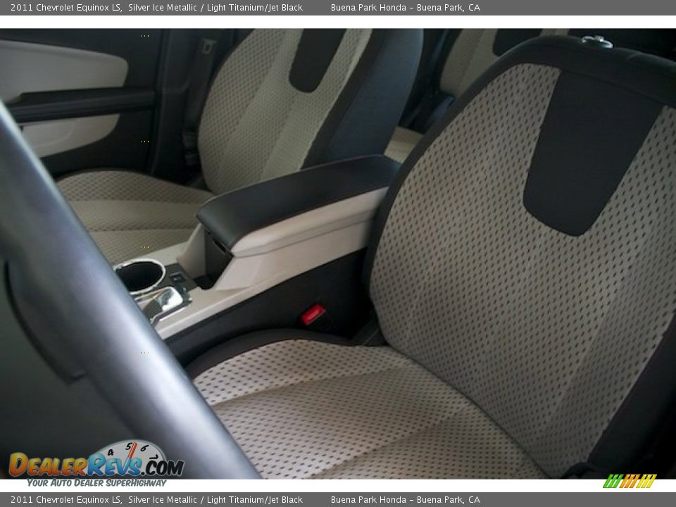 2011 Chevrolet Equinox LS Silver Ice Metallic / Light Titanium/Jet Black Photo #14