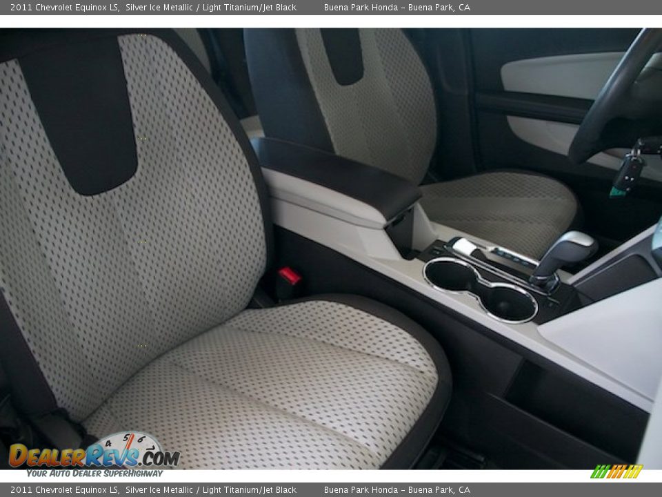 2011 Chevrolet Equinox LS Silver Ice Metallic / Light Titanium/Jet Black Photo #20