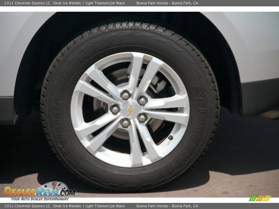 2011 Chevrolet Equinox LS Silver Ice Metallic / Light Titanium/Jet Black Photo #27
