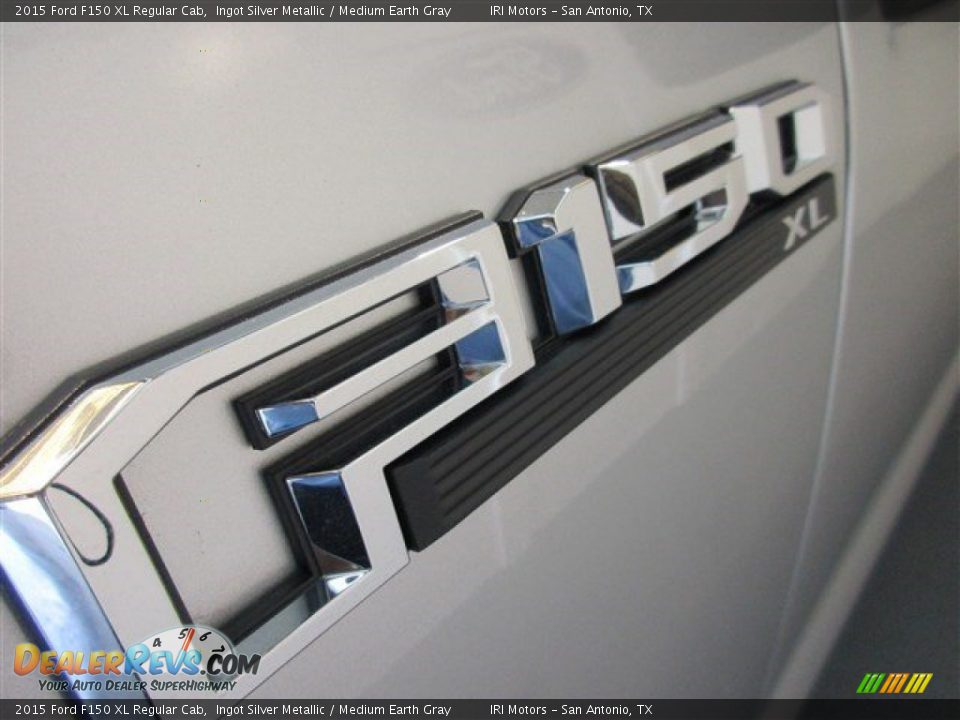 2015 Ford F150 XL Regular Cab Ingot Silver Metallic / Medium Earth Gray Photo #4