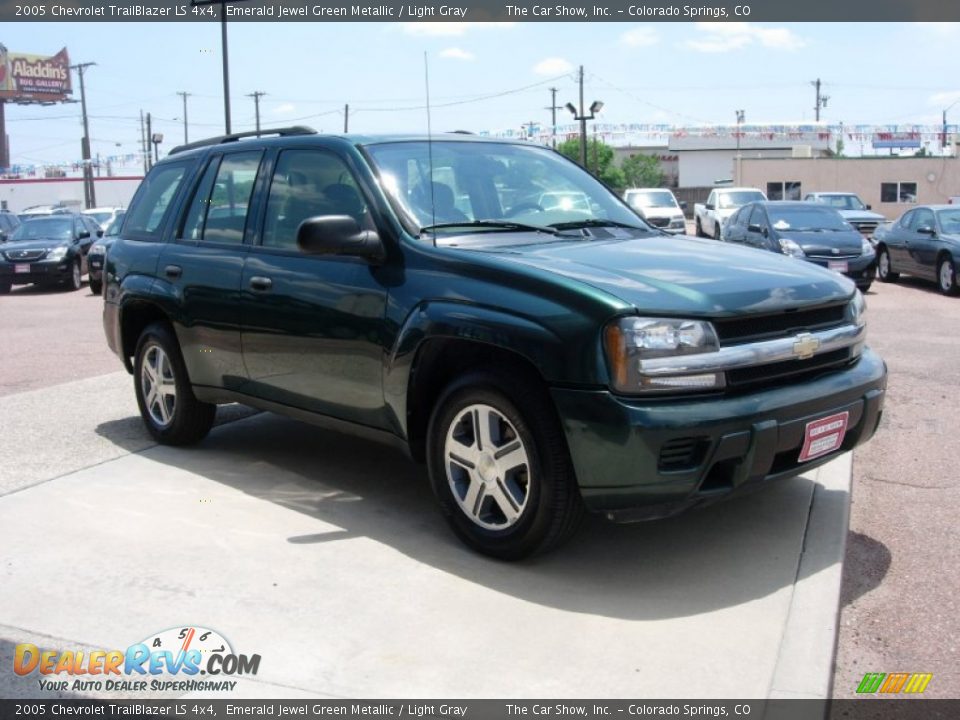 2005 Chevrolet TrailBlazer LS 4x4 Emerald Jewel Green Metallic / Light Gray Photo #7