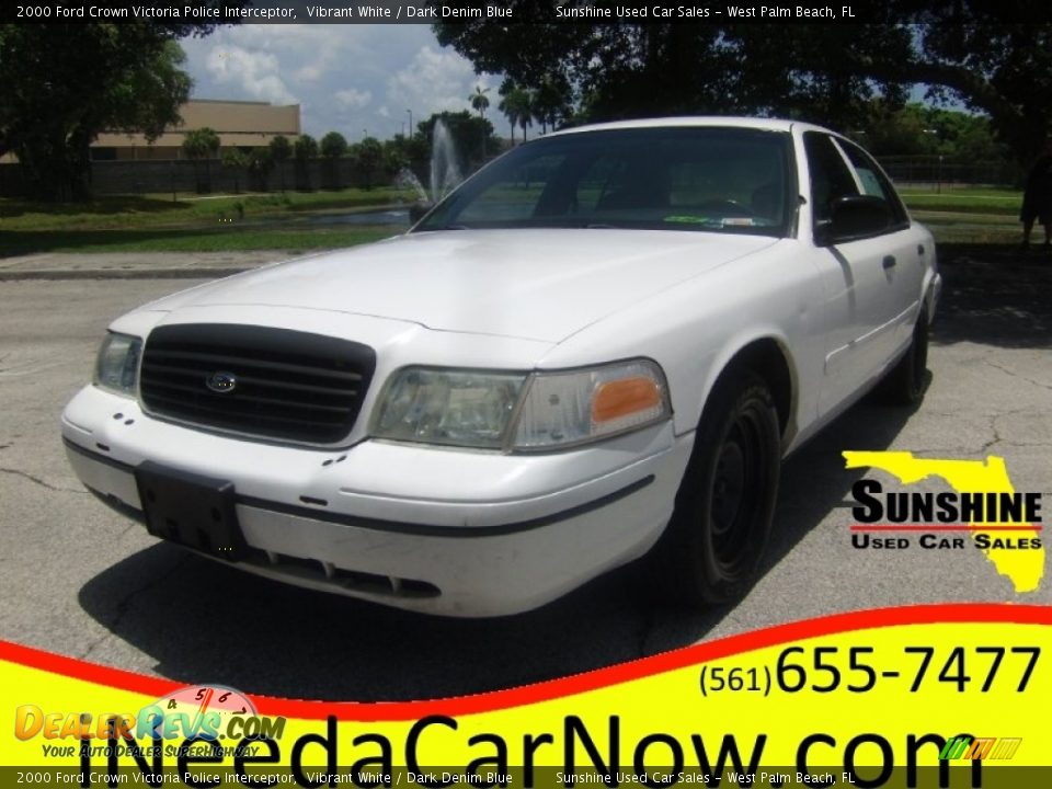 2000 Ford Crown Victoria Police Interceptor Vibrant White / Dark Denim Blue Photo #1