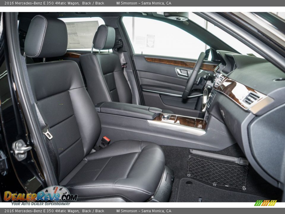 Front Seat of 2016 Mercedes-Benz E 350 4Matic Wagon Photo #2