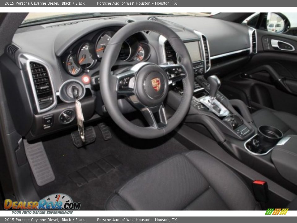 Black Interior - 2015 Porsche Cayenne Diesel Photo #13