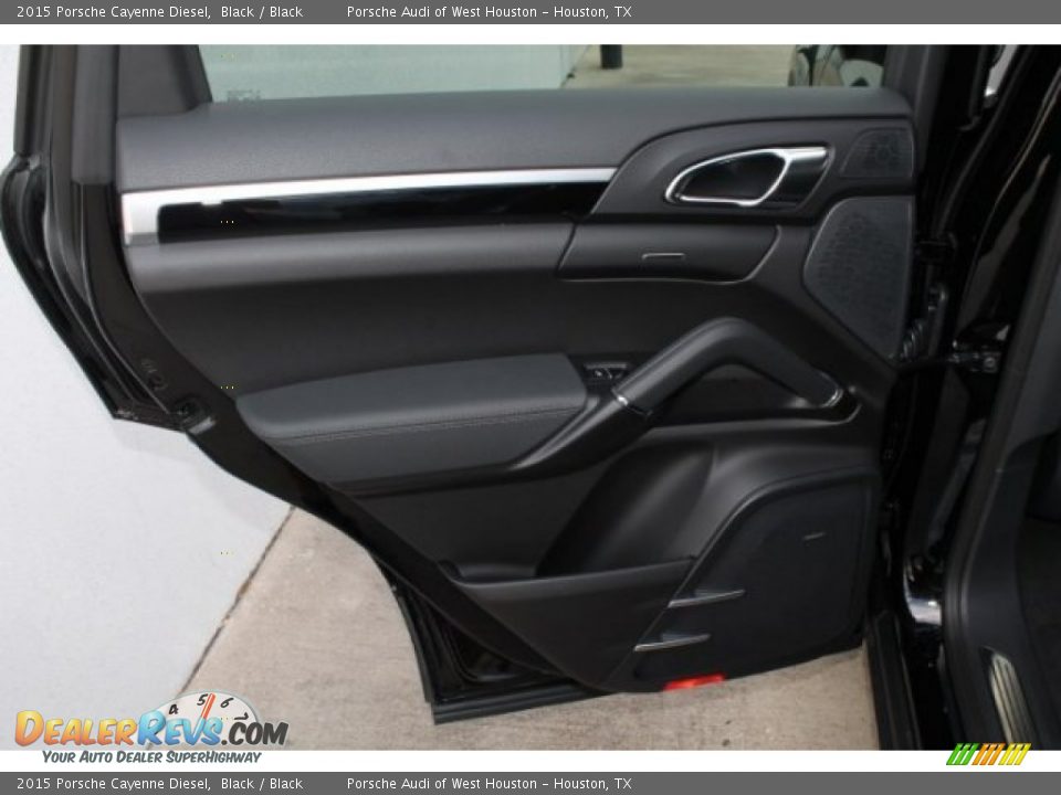 2015 Porsche Cayenne Diesel Black / Black Photo #28