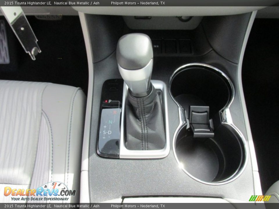 2015 Toyota Highlander LE Nautical Blue Metallic / Ash Photo #29