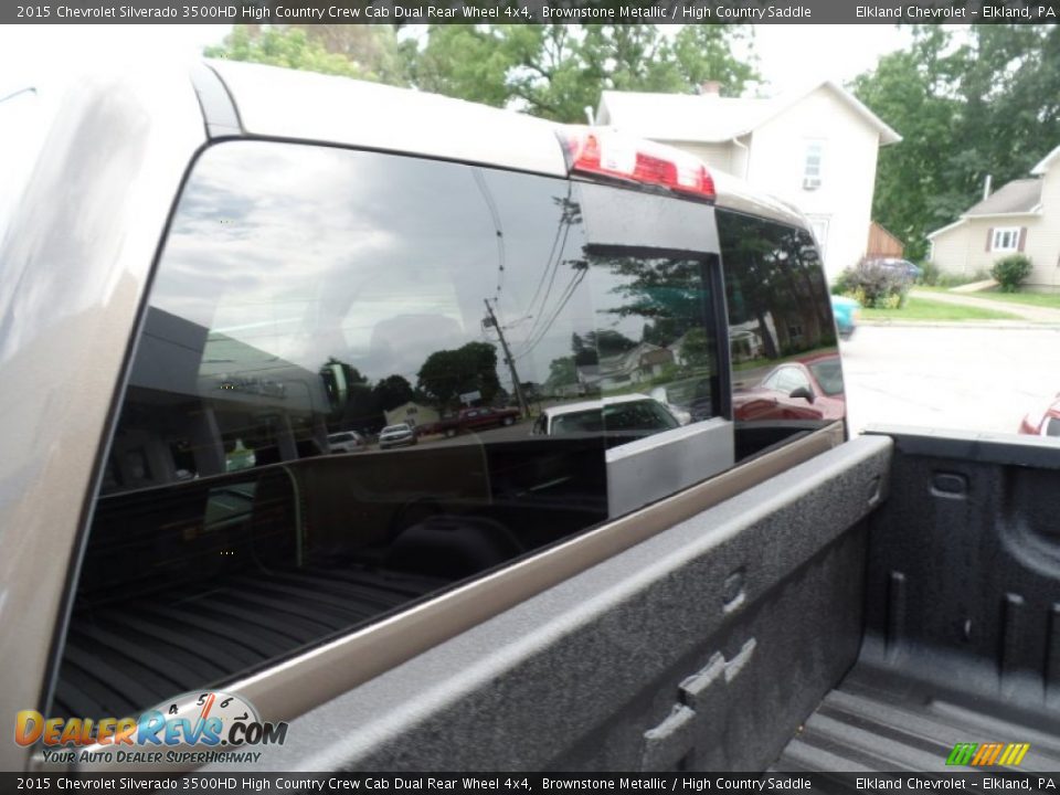 2015 Chevrolet Silverado 3500HD High Country Crew Cab Dual Rear Wheel 4x4 Brownstone Metallic / High Country Saddle Photo #18