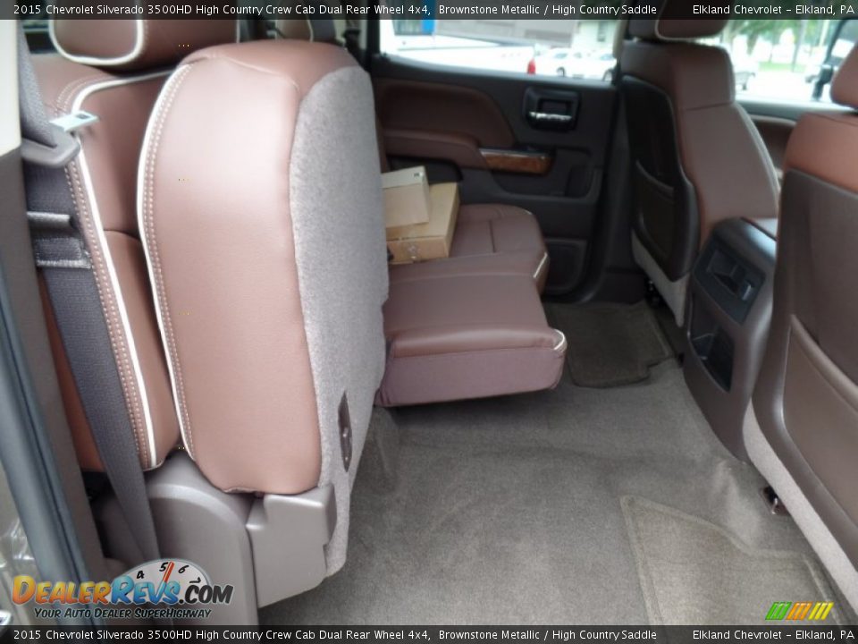 2015 Chevrolet Silverado 3500HD High Country Crew Cab Dual Rear Wheel 4x4 Brownstone Metallic / High Country Saddle Photo #32