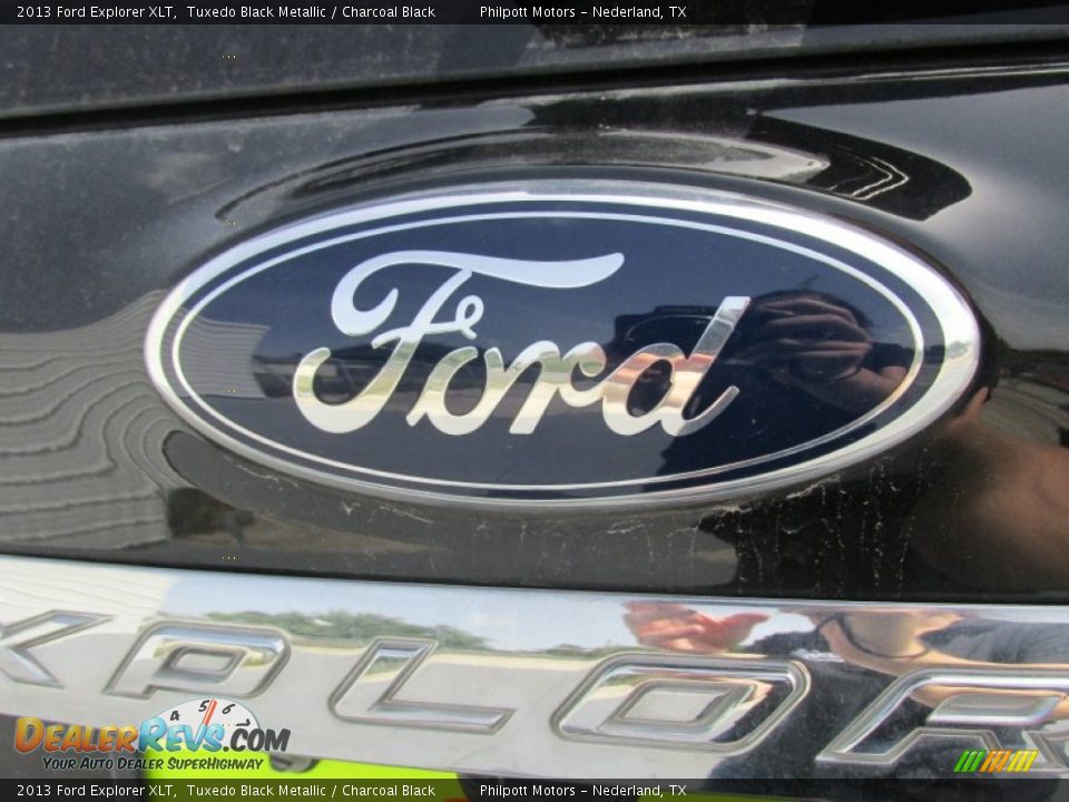 2013 Ford Explorer XLT Tuxedo Black Metallic / Charcoal Black Photo #13