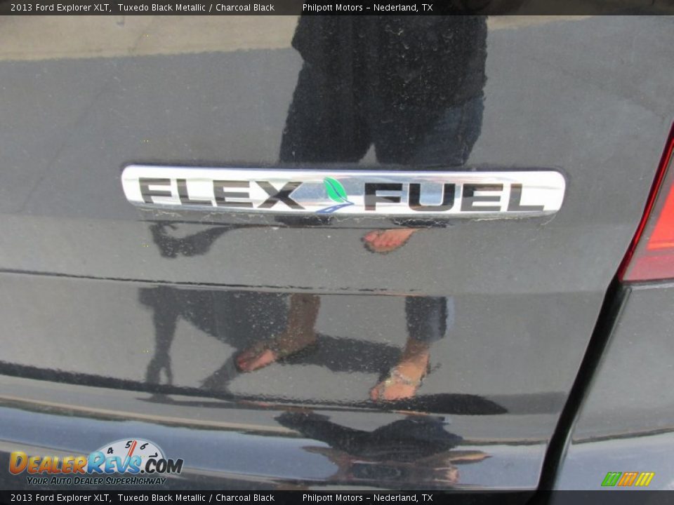 2013 Ford Explorer XLT Tuxedo Black Metallic / Charcoal Black Photo #14
