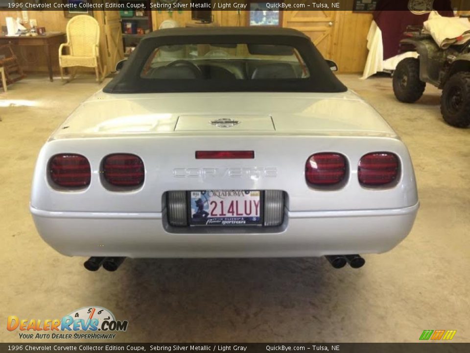 1996 Chevrolet Corvette Collector Edition Coupe Sebring Silver Metallic / Light Gray Photo #4
