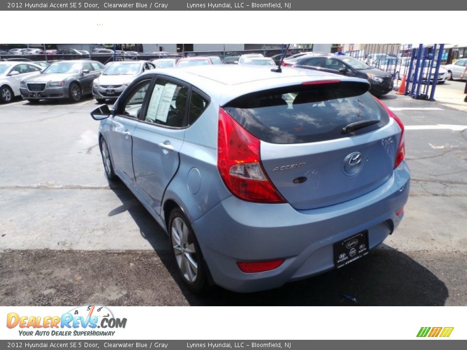 2012 Hyundai Accent SE 5 Door Clearwater Blue / Gray Photo #4
