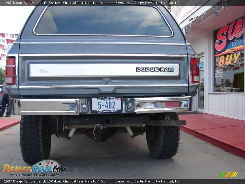 1987 Dodge Ramcharger LE 150 4x4 Charcoal Pearl Metallic / Red Photo #9