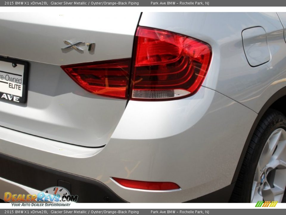 2015 BMW X1 xDrive28i Glacier Silver Metallic / Oyster/Orange-Black Piping Photo #23